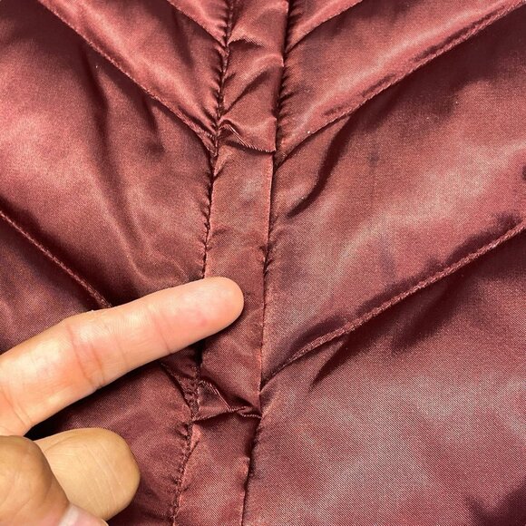 The North Face 550 Women’s Maroon Quilted Goose Down Puffer Vest Size Small-READ - Picture 9 of 15